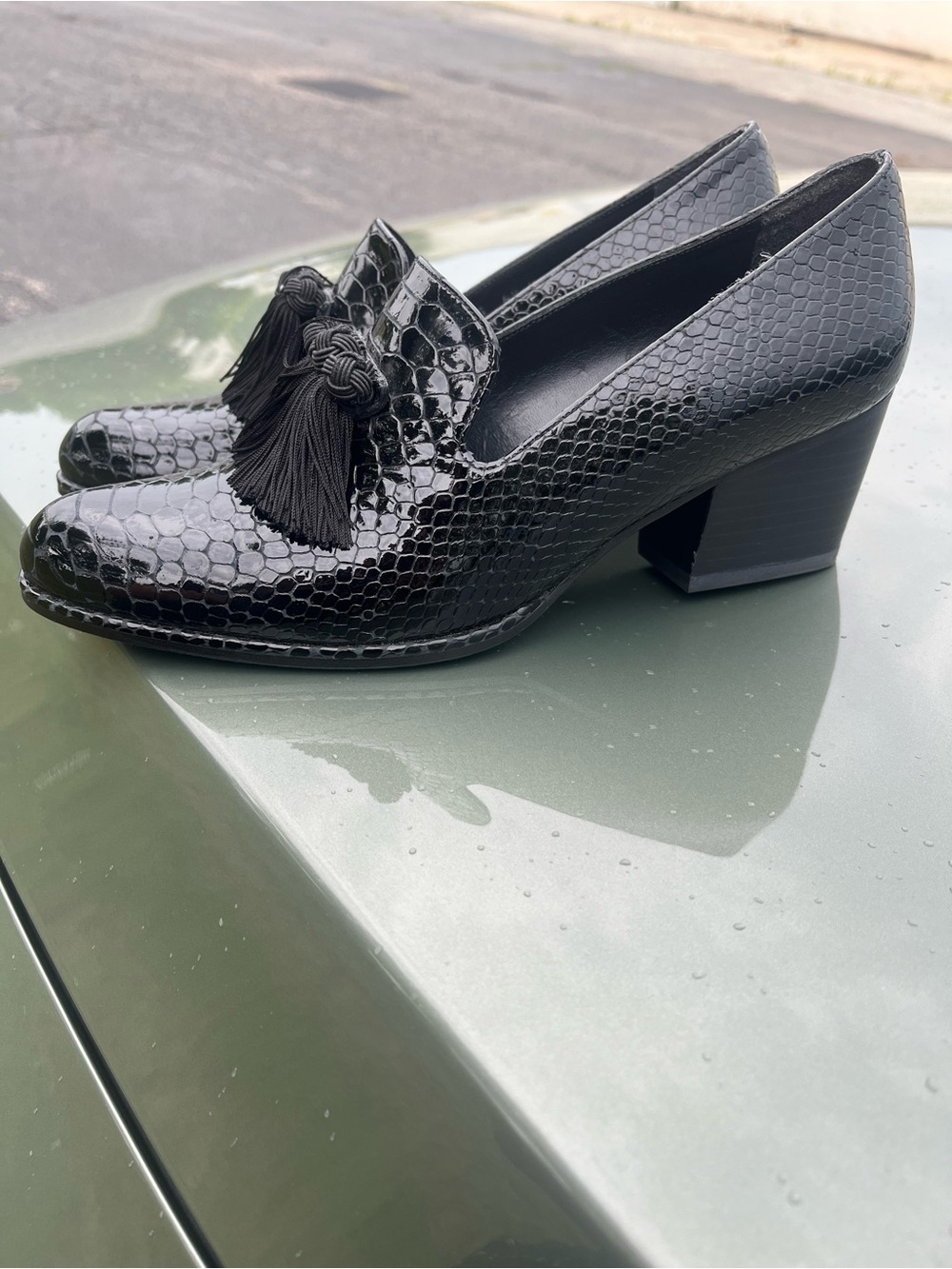 Stuart Weitzman Razmataz Tassel Heeled Loafer size 6.5 - Picture 3 of 5